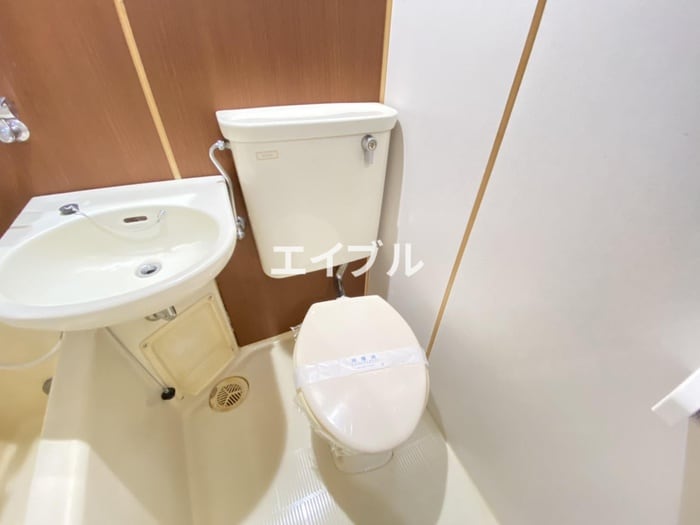 トイレ レピュートジュン