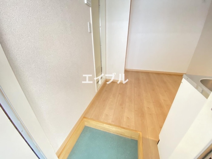 玄関 レピュートジュン