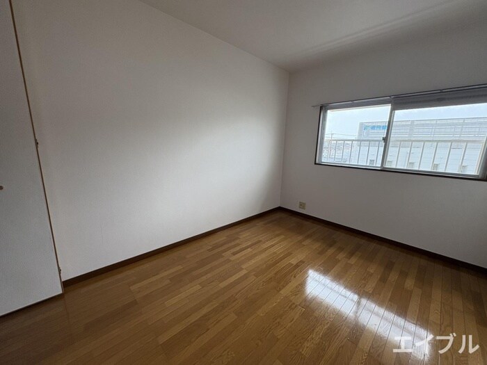 居室 サンヒルズ春日