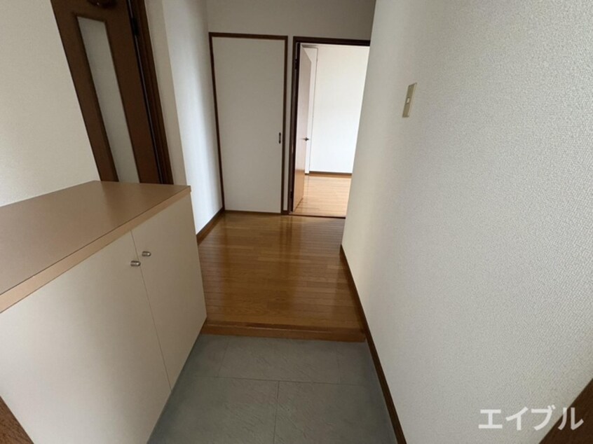 玄関 サンヒルズ春日