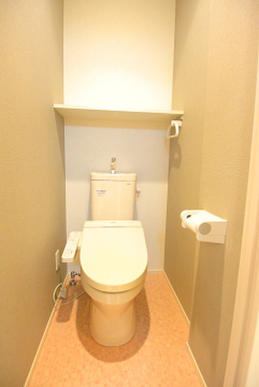 トイレ ERIOS COURT 香春口