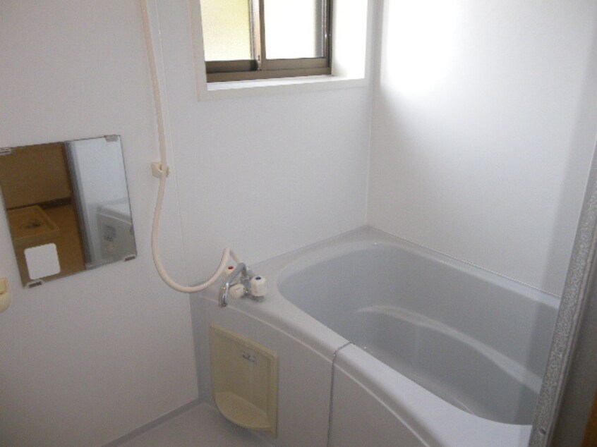 バス／シャワールーム等 コーポ大谷３