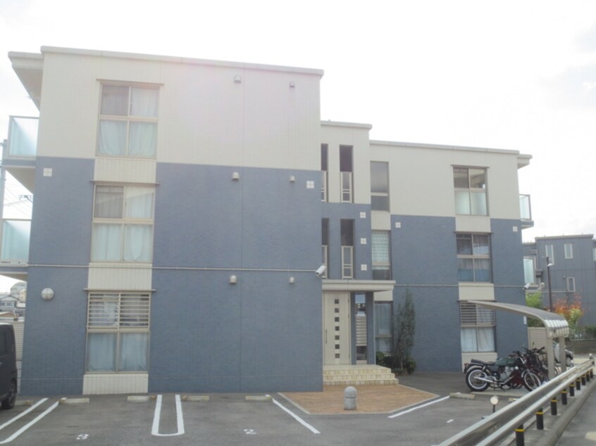 駐車場 ステラOne諸岡