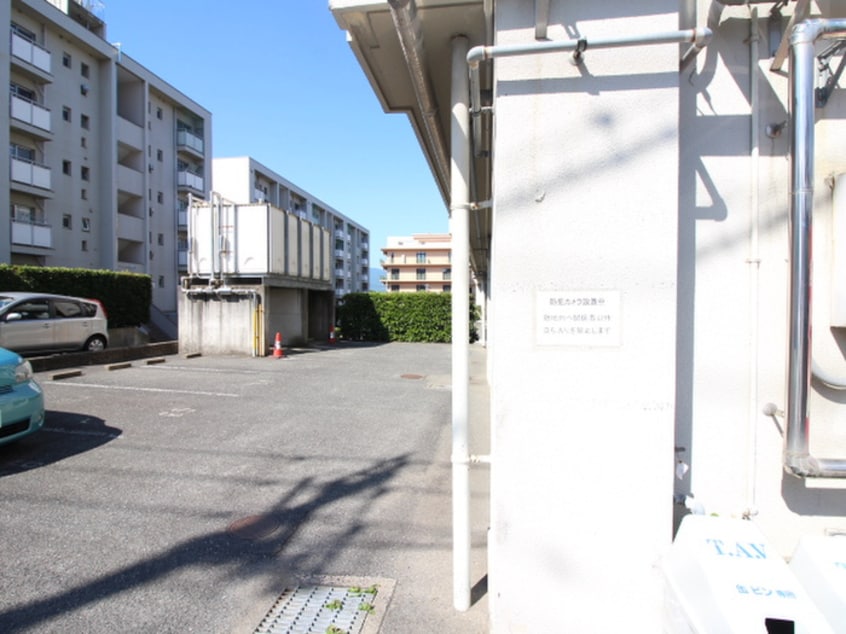 駐車場 金久ビル１００棟