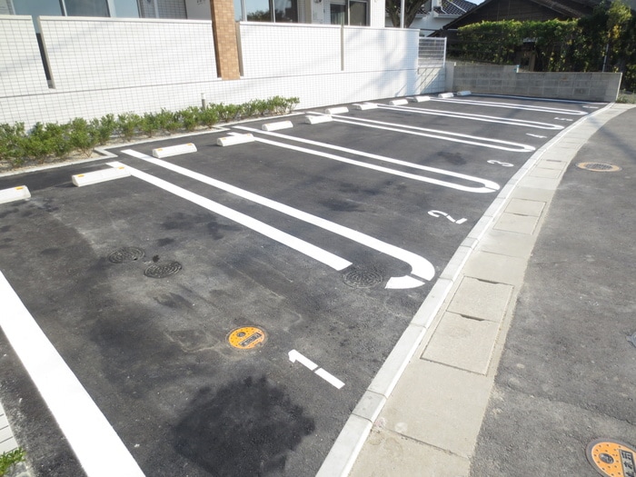 駐車場 メープルハウス