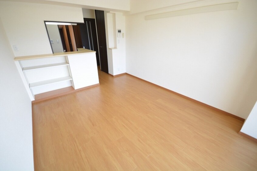 居室 エヴァ－グリ－ン０