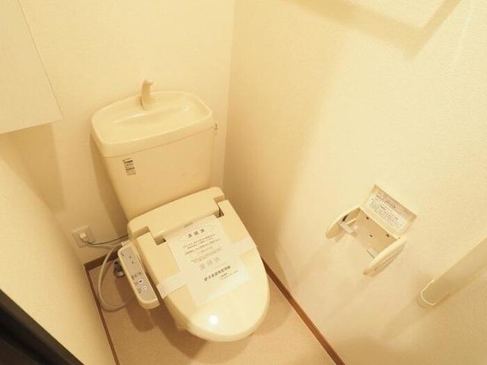 トイレ エヴァ－グリ－ン０