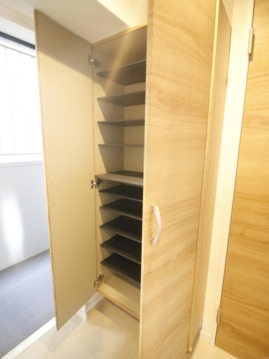 靴箱 LIFEFIELD春日公園前