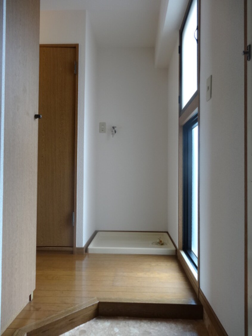 玄関 リバティ参番館