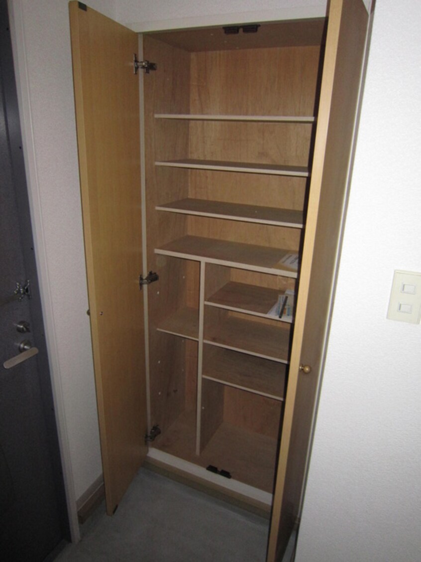 靴箱 ディアス本城 B棟