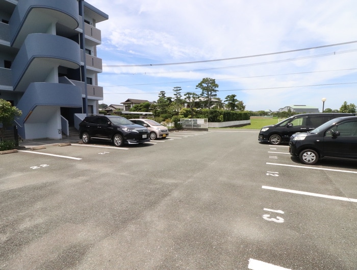 駐車場 コ－ポ光岡Ⅲ