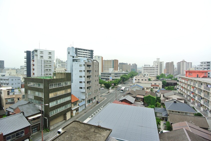 室内からの展望 ラフィ－ネ金田