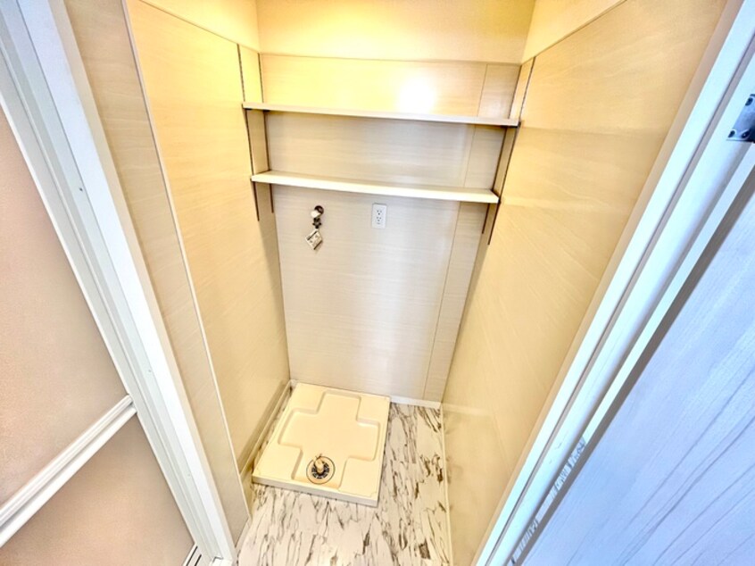 洗濯機置場 カーサ・フォルトナ