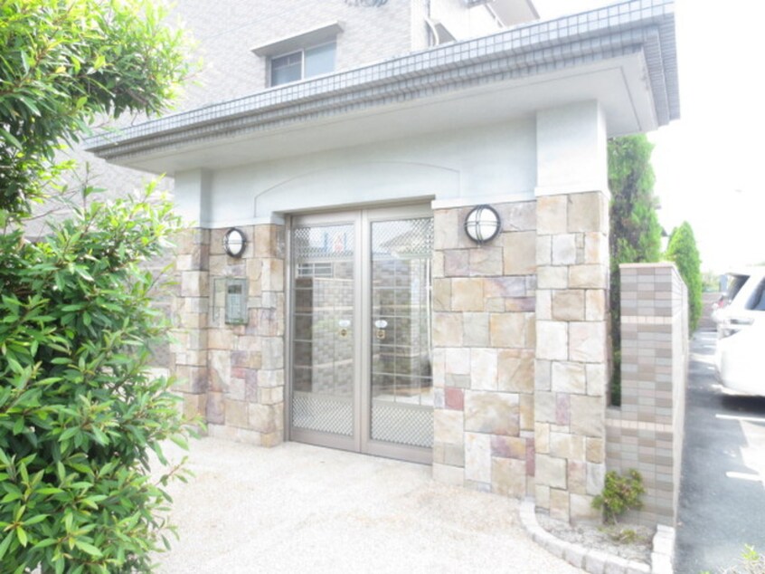 エントランス部分 サングリーン　B棟