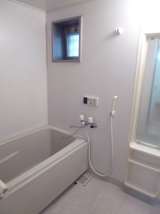 バス／シャワールーム等 サングリーン　B棟