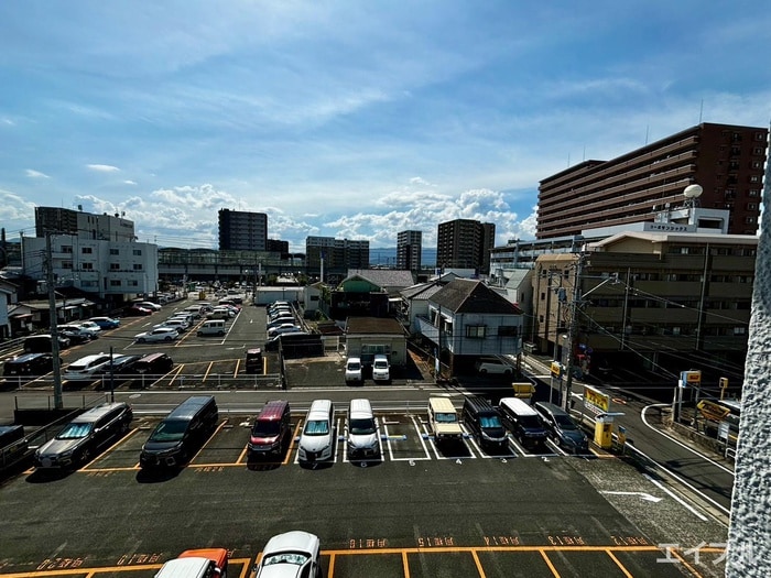 室内からの展望 宮市アパート