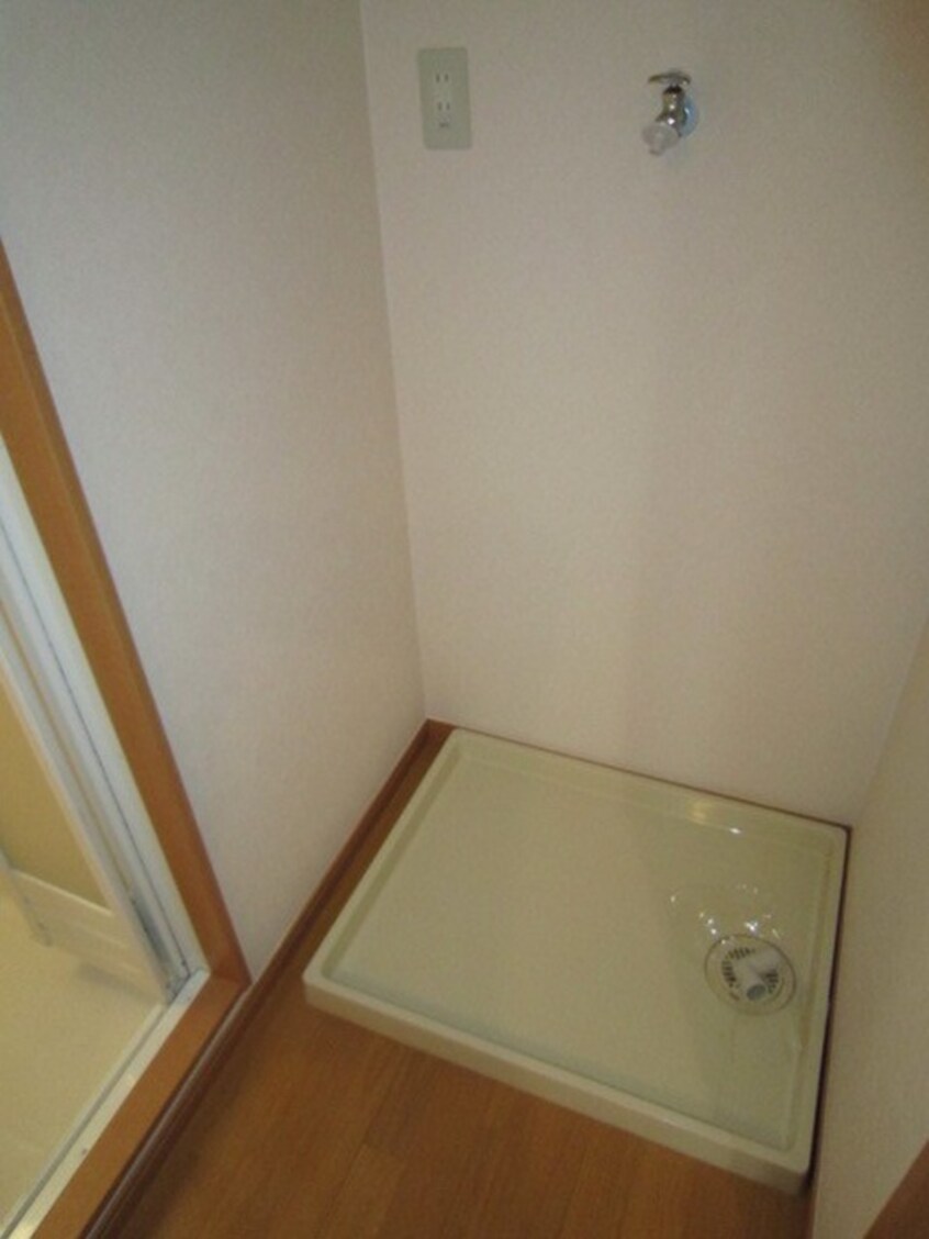 洗濯機置場 レヴァンテ東郷駅前