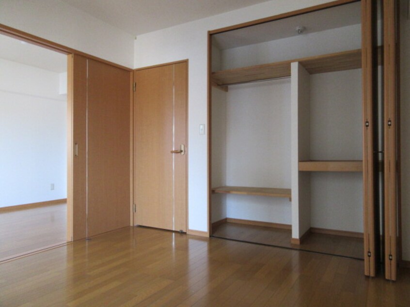 居室 レヴァンテ東郷駅前