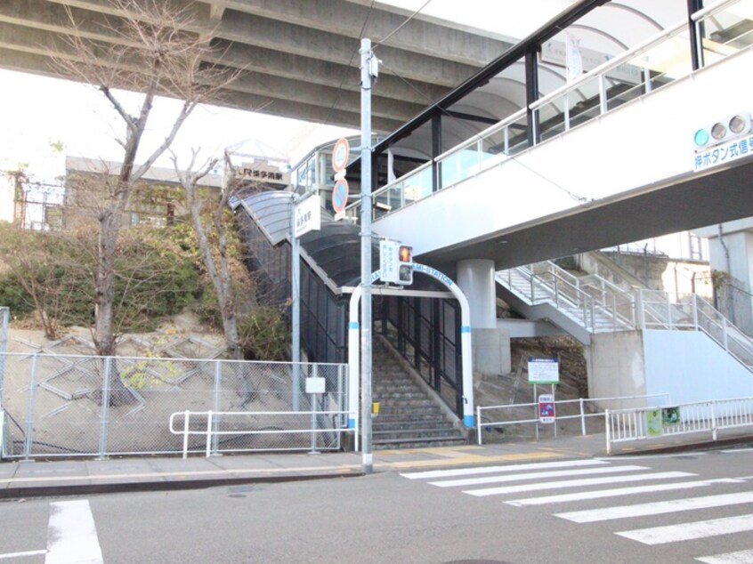 博多南駅(スーパー)まで1400m カウベルハウス