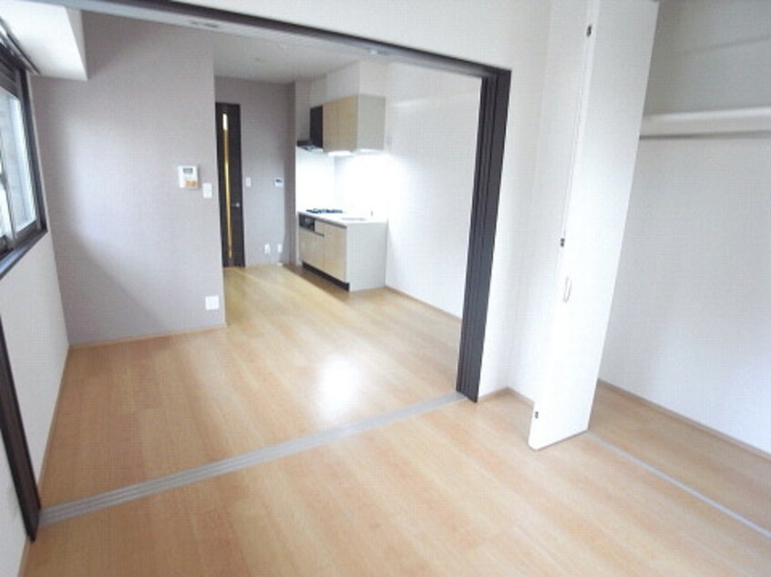 居室 レジナスイート田町