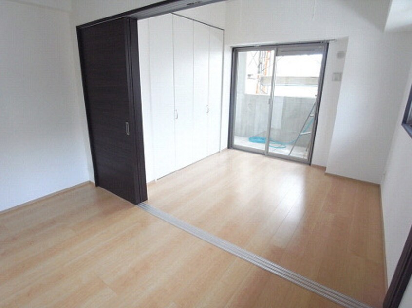 居室 レジナスイート田町