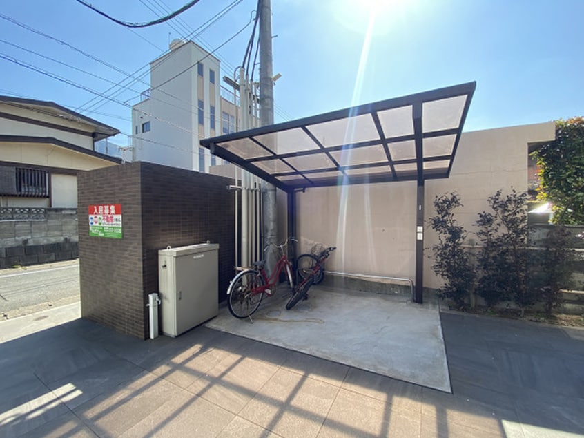 駐輪場 内山足立ビル