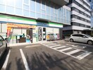 ファミリーマート上牟田1丁目店(コンビニ)まで217m エルグランド東比恵