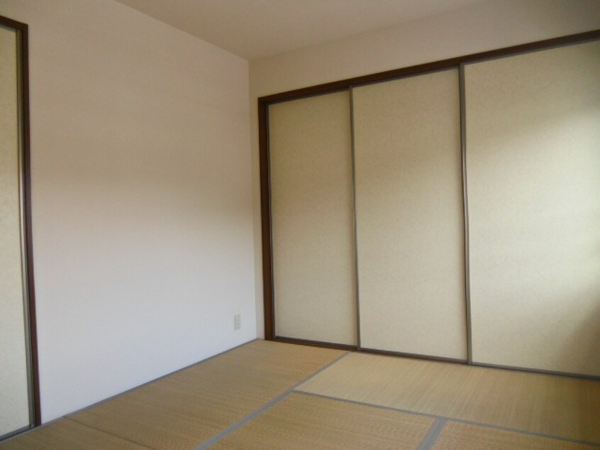 居室 パストラル則松Ａ棟