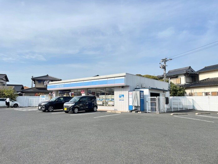 ローソン岡垣野間店(コンビニ)まで600m アルカンシエルⅠ