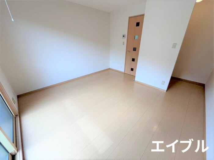 居室 モナリエＩ′ＬＬ