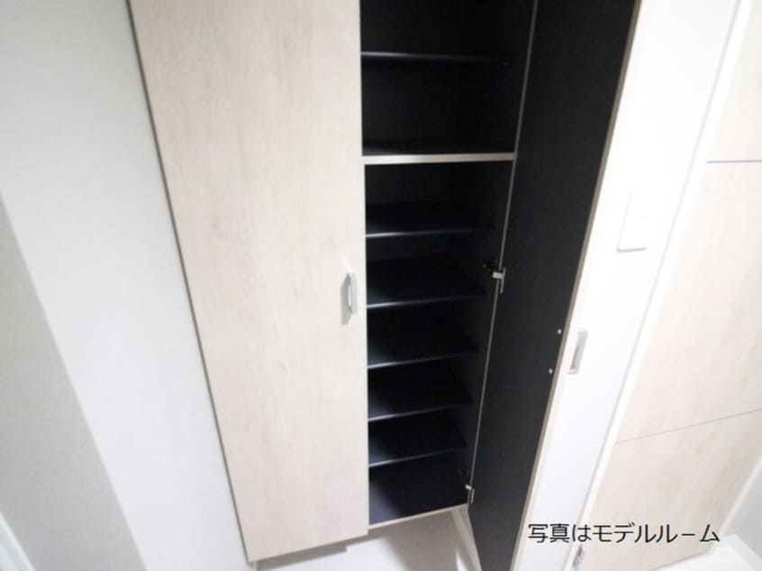 靴箱 レガリア新宮