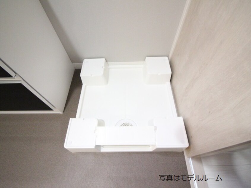 洗濯機置場 レガリア新宮