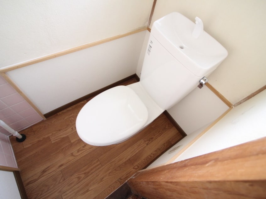 トイレ 谷山仁部貸家