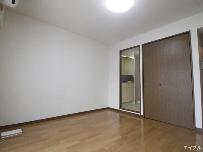 居室 カノン白木原