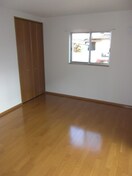 居室 The Four-Leaf Clover