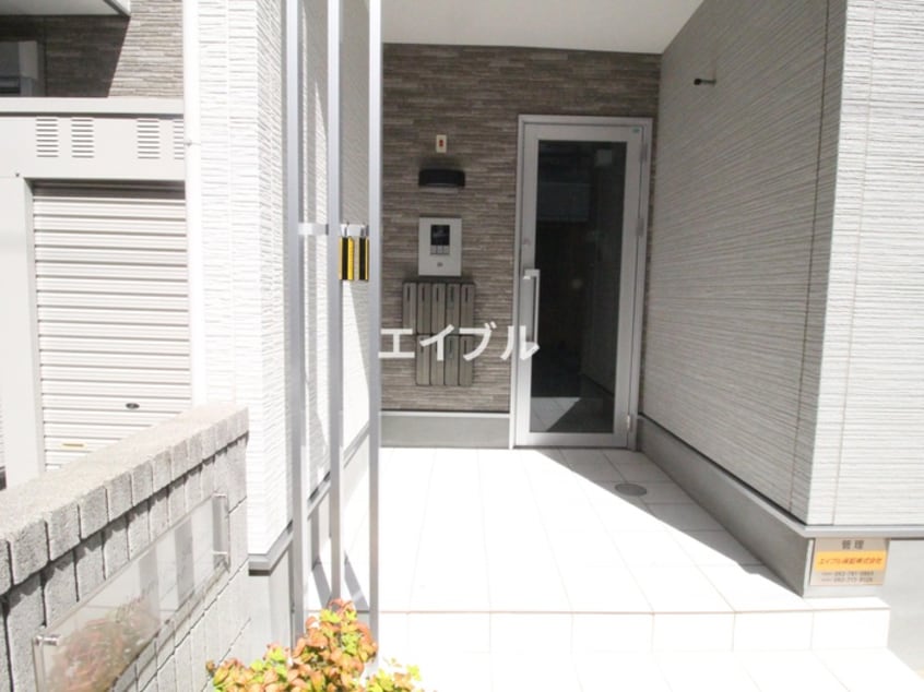 エントランス部分 シャンテ・ローズ イースト