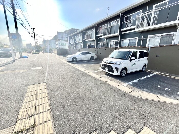 駐車場 チェリーハウス