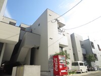 Ｅａｒｔｈ　Ｌｉｆｅ周船寺