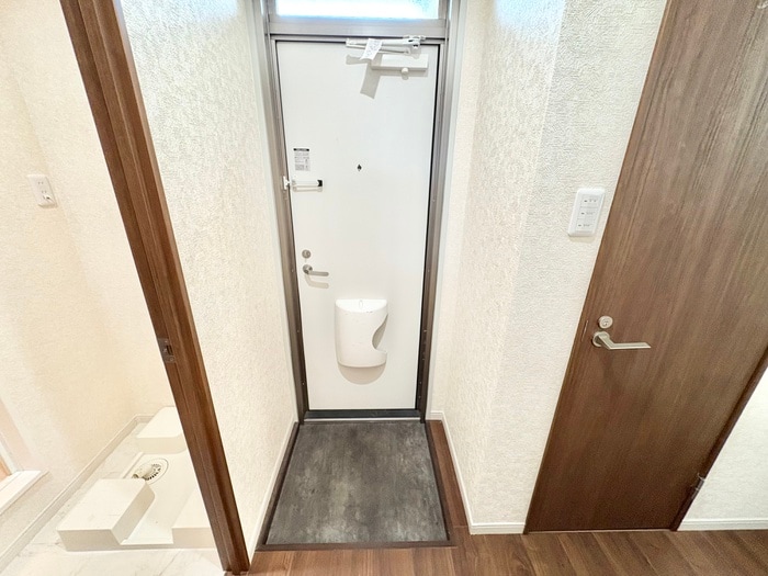 玄関 プレジ－ルナカノＡ棟