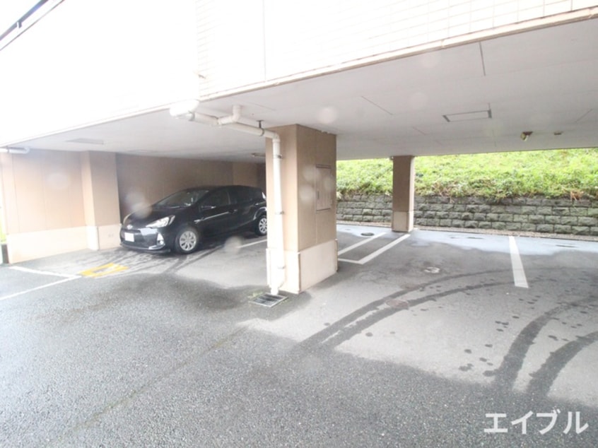 駐車場 ワンピース
