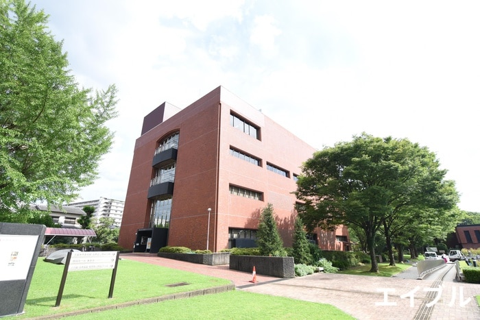 久留米市中央図書館(図書館)まで500m ワンピース