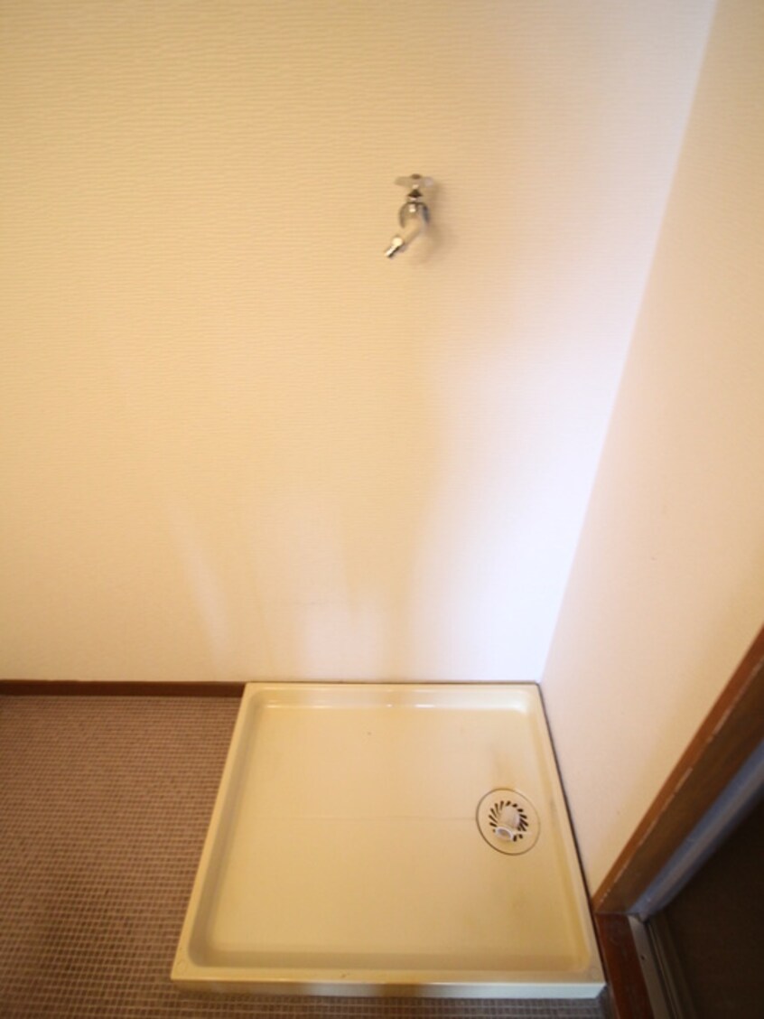 洗濯機置場 アネト春日原