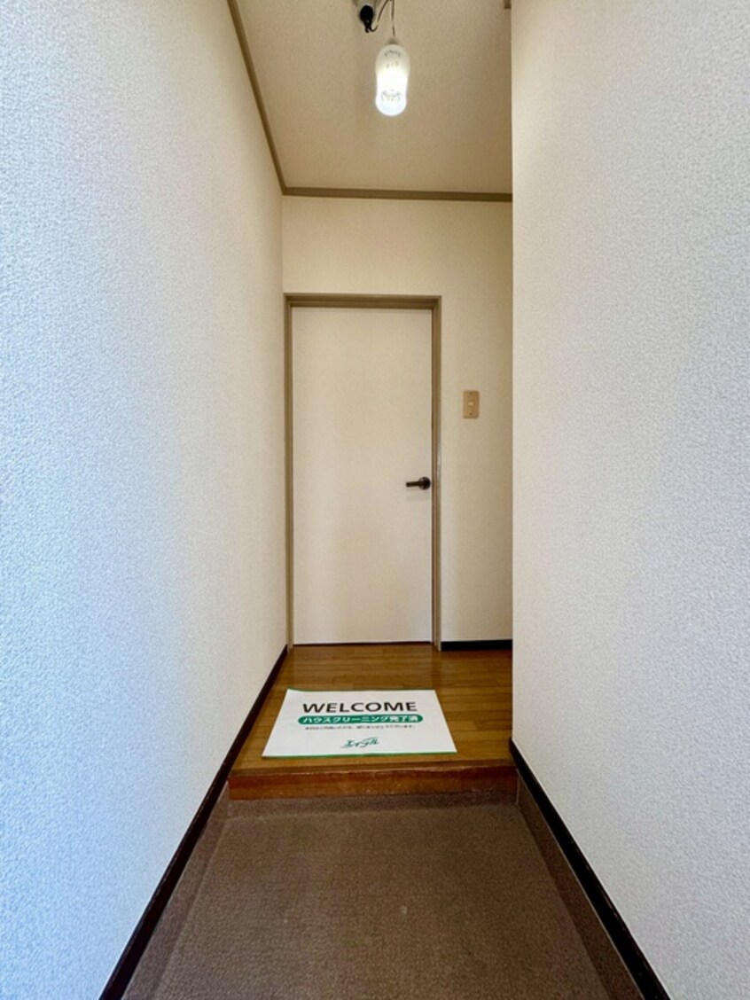 玄関 ミリオンコーポラス鷹ノ巣205