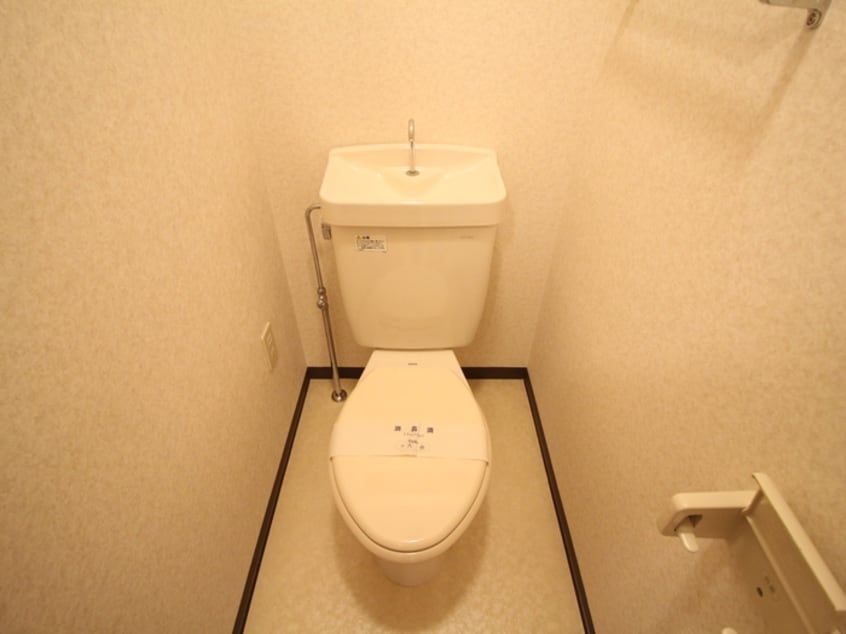 トイレ 産照ビル