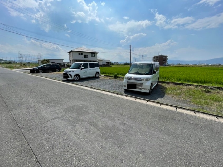 駐車場 メゾン・ド・シュヴァル