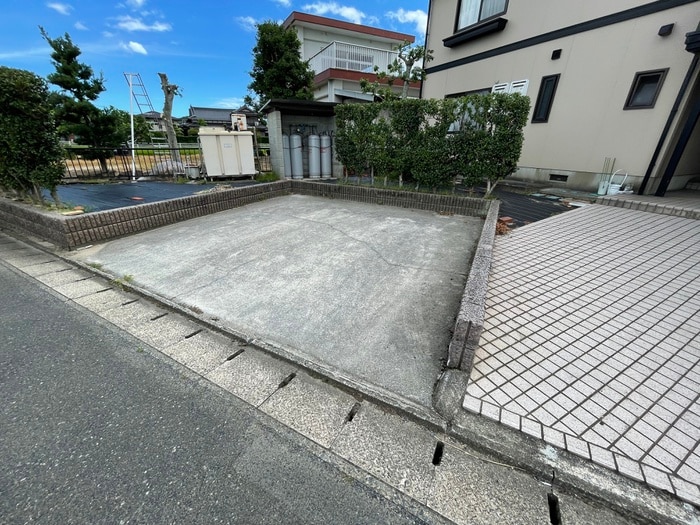駐車場 メゾン・ド・シュヴァル