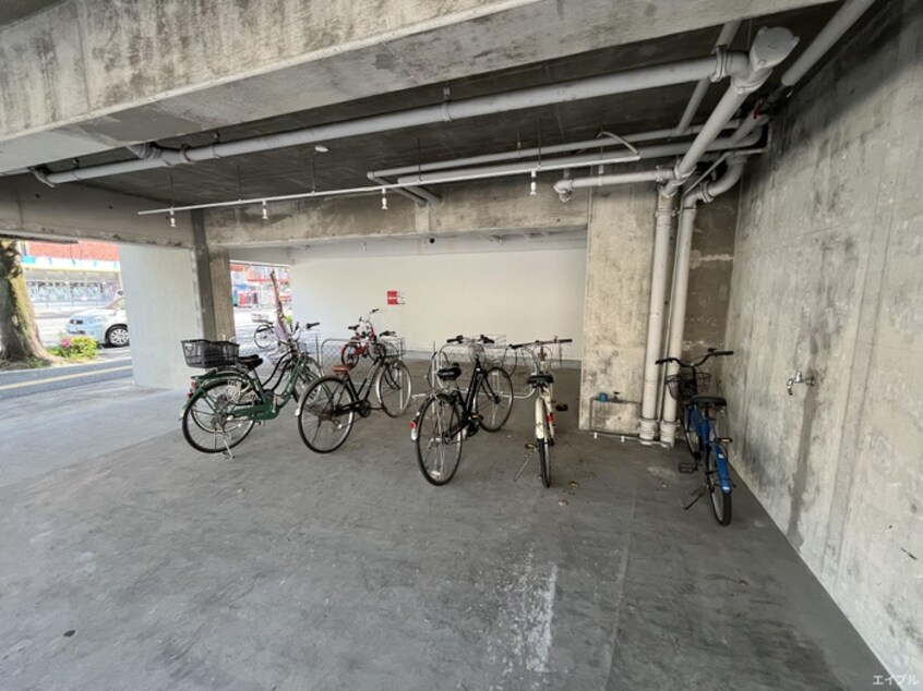 駐輪場 ホワイトキャッスル大橋壱番館