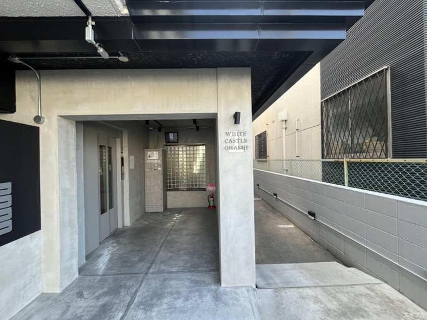 エントランス部分 ホワイトキャッスル大橋壱番館