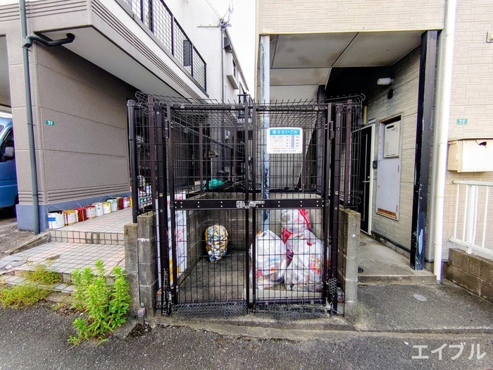 建物設備 オ－クヒルズ