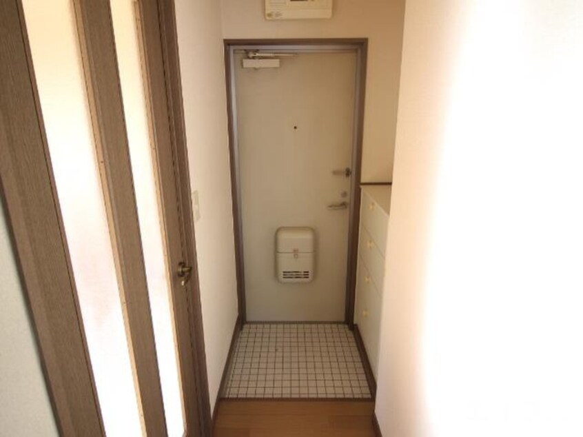 玄関 フロ－ラルガ－デンＢ棟